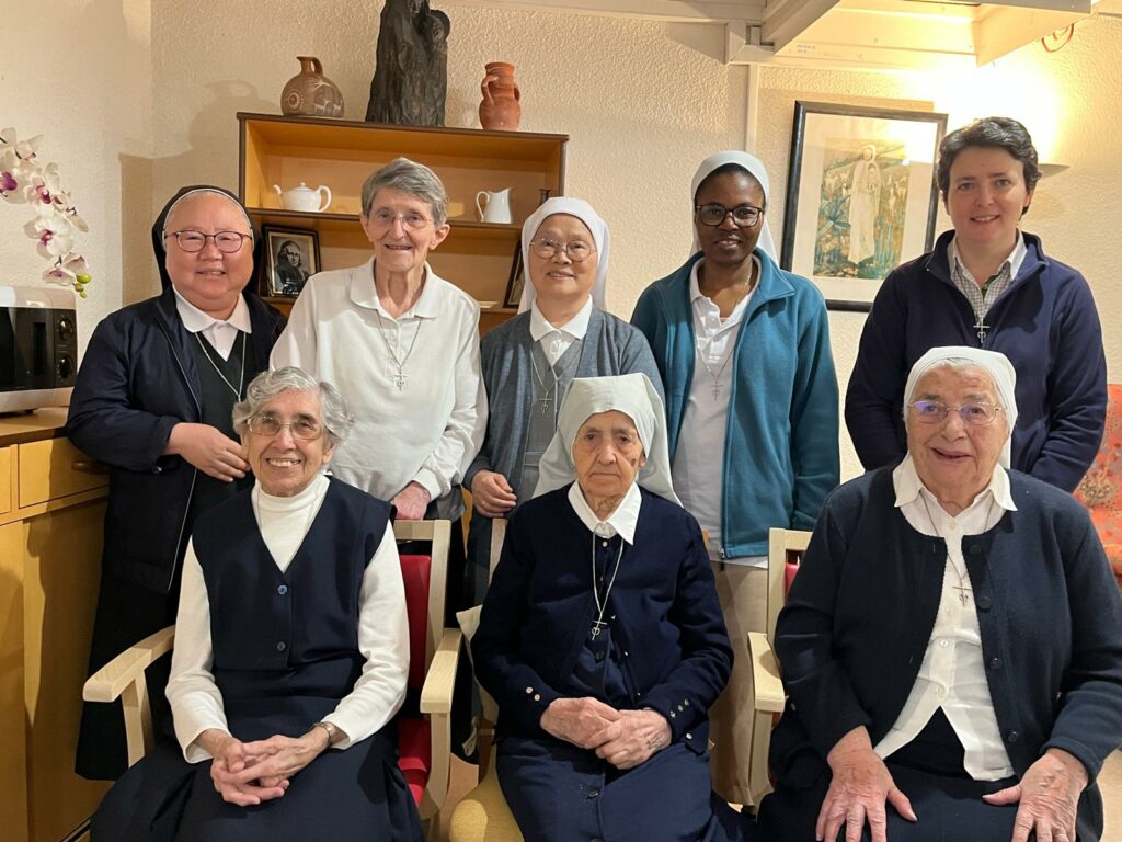 Avec la communauté des Cèdres